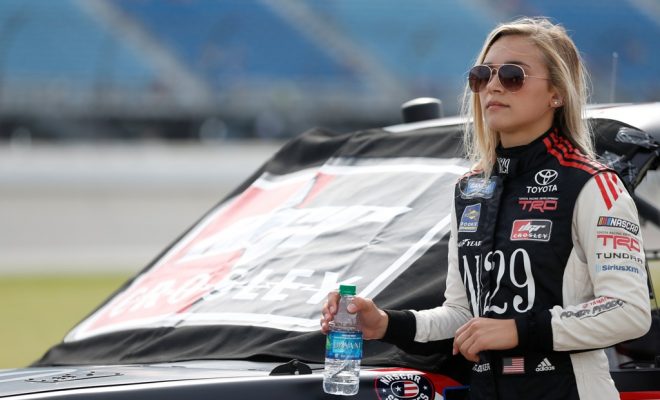 popular-speed-natalie-decker